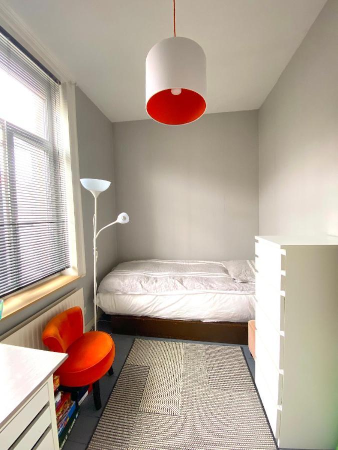 Hotel Grande Chambre + Chambre D'Appoint Ronchin Exteriér fotografie